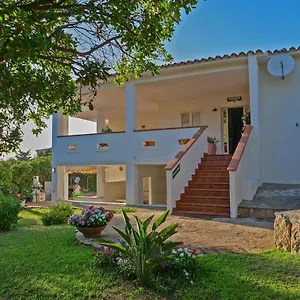 Bed and breakfast La Quercia Budoni, Tanaunella, Budoni